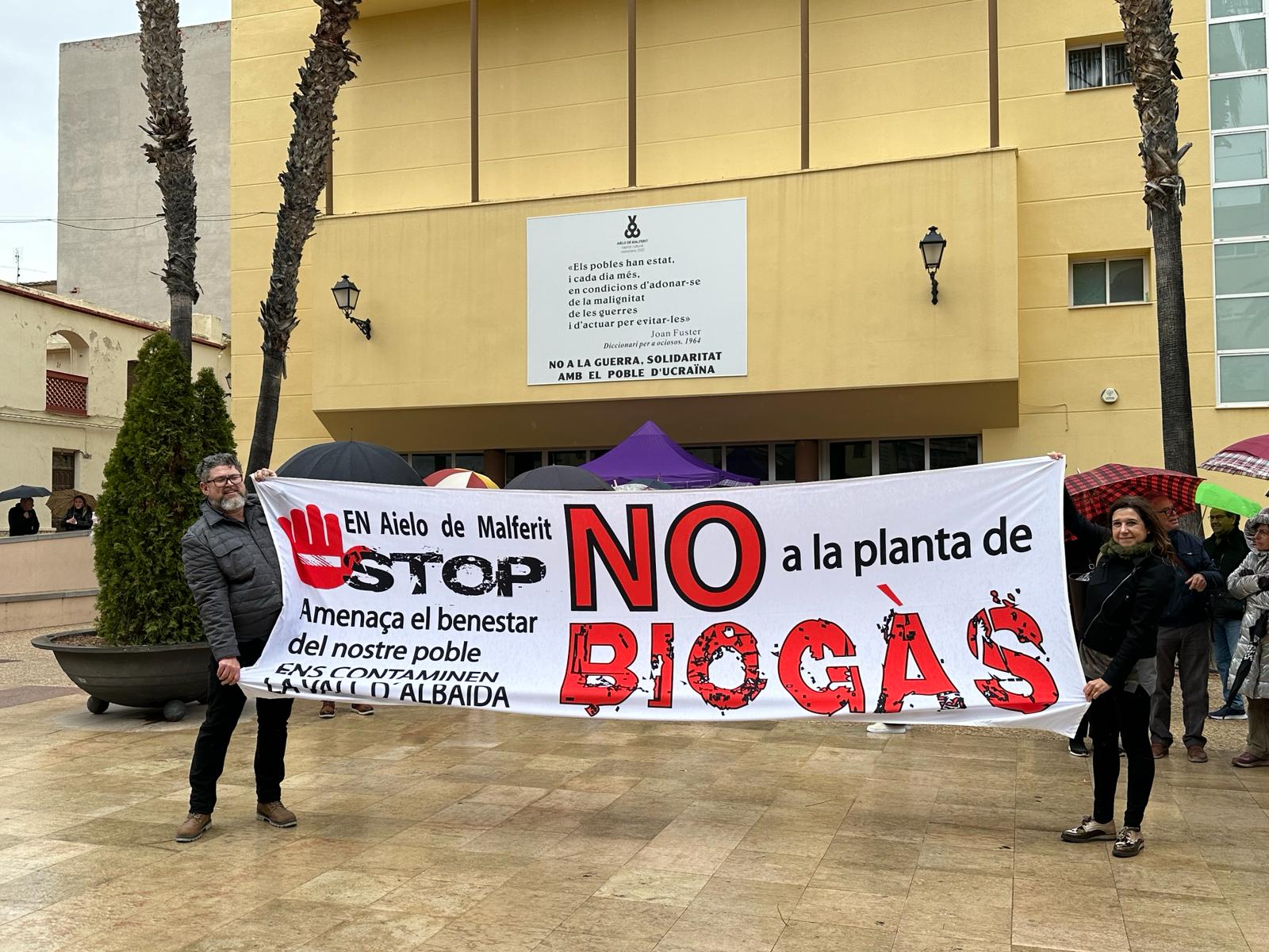 Una de las primeras manifestaciones convocadas por los vecinos contra la planta de biogás.