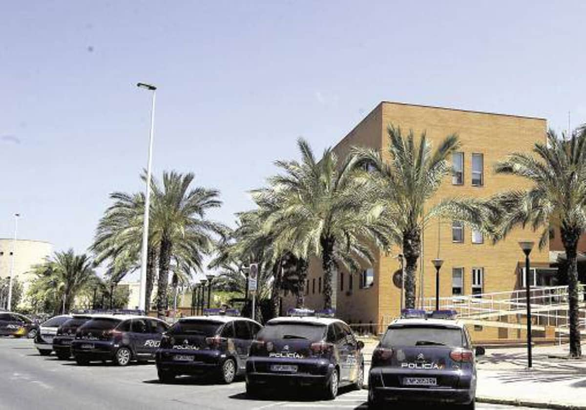 Muere un detenido de 47 años en los calabozos de la comisaría de Elche 