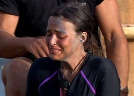 Marta Peñate llorando en la gala de este domingo tras discutir con Alejandro Nieto.