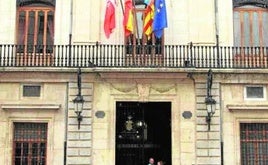 Fachada del Ayuntamiento de Sueca.