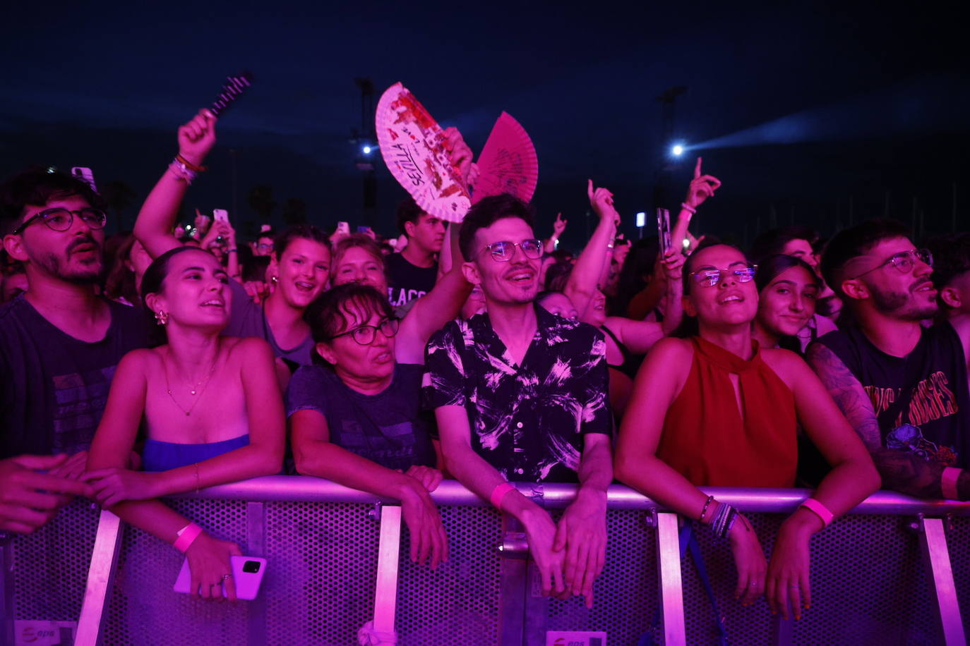 Melendi pone a bailar a Valencia con su gira &#039;20 años sin noticias&#039;