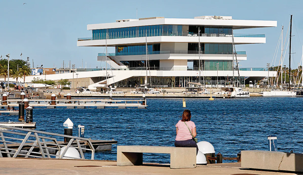 El Ayuntamiento y el Puerto comparten gastos de la Marina 