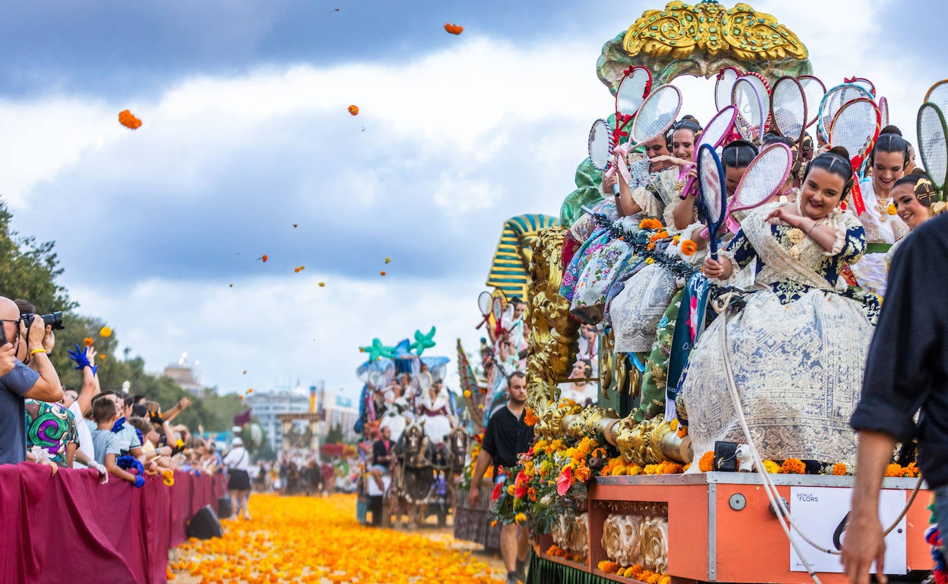 Las mejores imágenes de la Batalla de Flores 2024