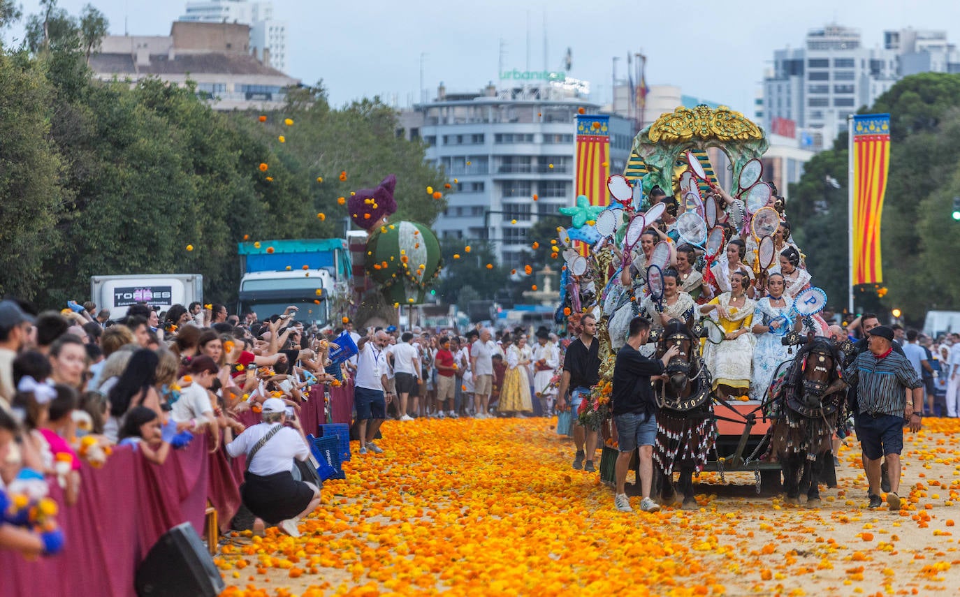 Las mejores imágenes de la Batalla de Flores 2024