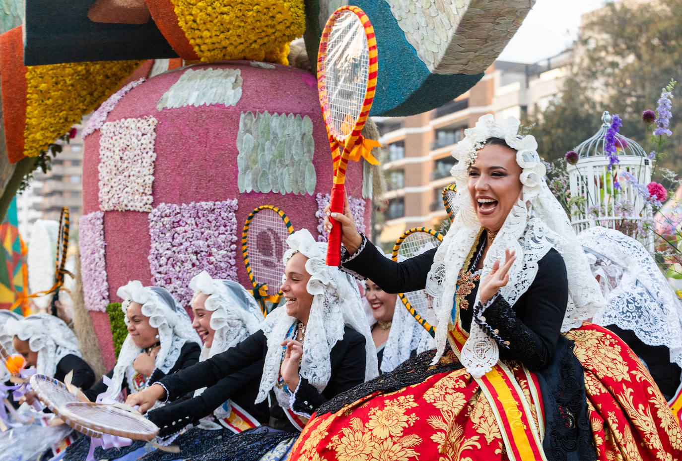 Las mejores imágenes de la Batalla de Flores 2024