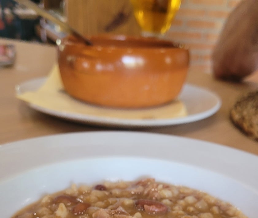 Imagen secundaria 2 - La olleta que merece una visita a una casa de comidas en Vall d&#039;Ebo