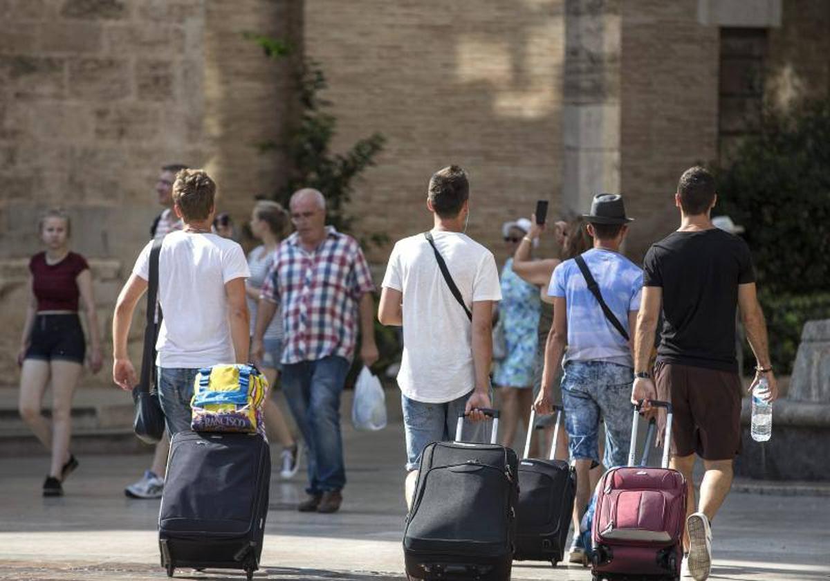 Uno de cada cuatro valencianos elige el destino de sus vacaciones 48 horas antes del viaje 