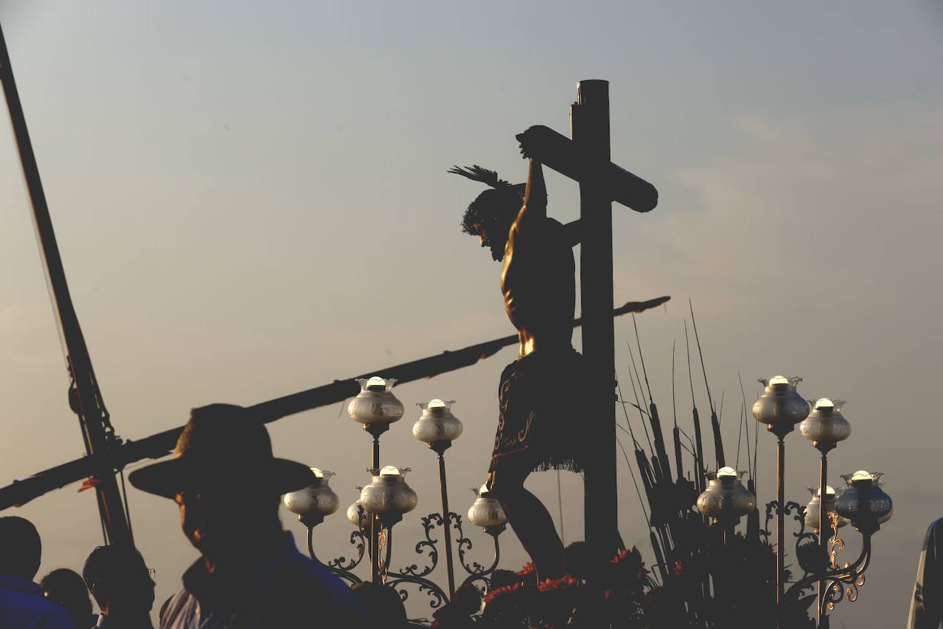 La romería del Cristo de la Salud de El Palmar vence al termómetro