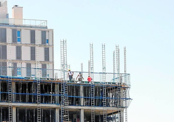 Viviendas en construcción en Malilla.