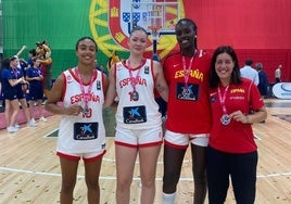 Mirembe Twehamye, Lucía Rivas, Awa Fam y Gloria Estopà.