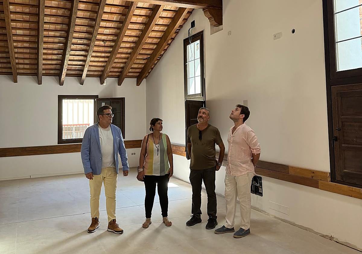 Visita a las obras del nuevo hogar del jubilado.