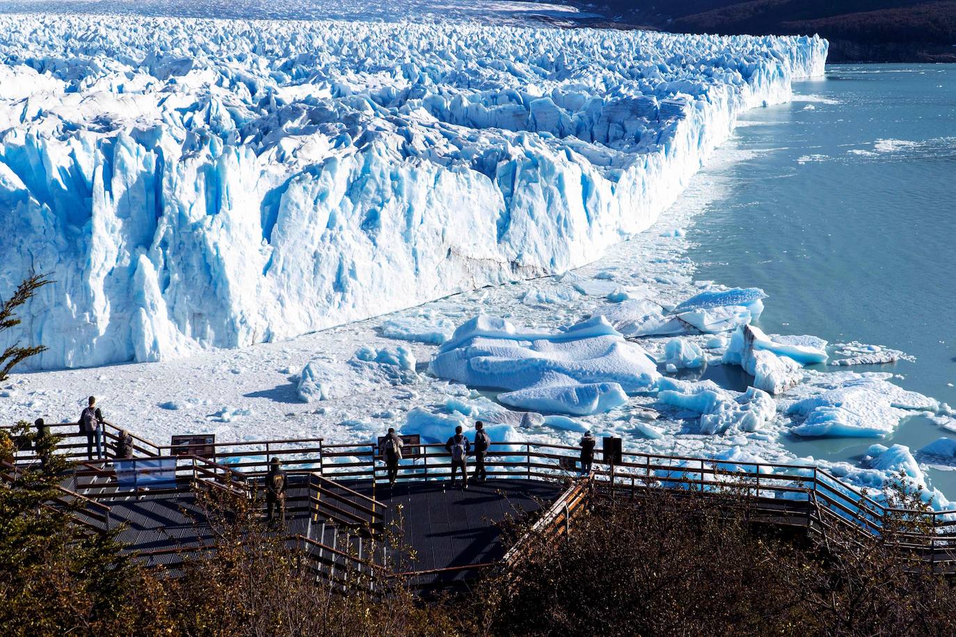 Competición extrema entre los témpanos del glaciar Perito Moreno