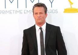 La exnovia de Matthew Perry asegura que el actor había recaído en sus adicciones