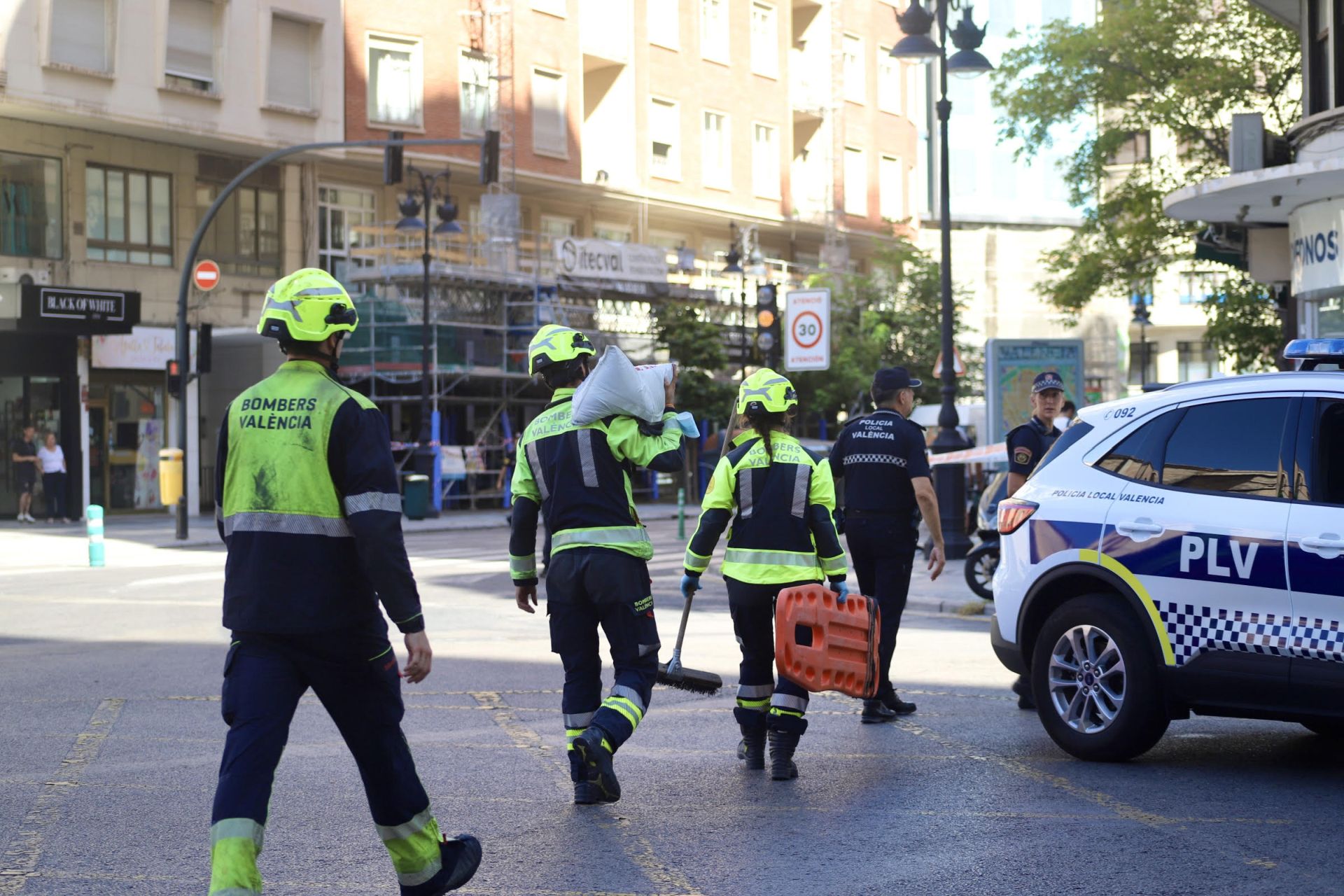 Fotos: Una mujer muere atropellada en el centro de Valencia