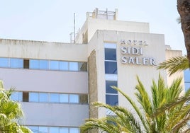 Fachada del hotel Sidi Saler, este mismo fin de semana.