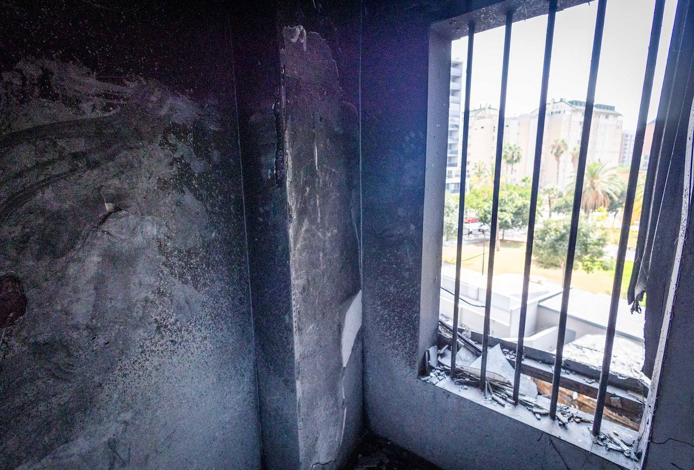 Fotos: así quedaron por dentro el edificio y los pisos del incendio de Campanar