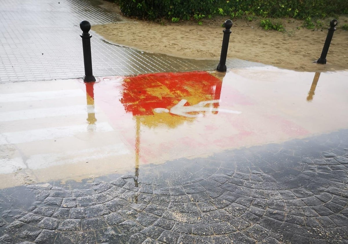 Imagen principal - Las últimas imágenes tomadas antes de la caída y la fractura de clavícula. Comenzaba a llover.