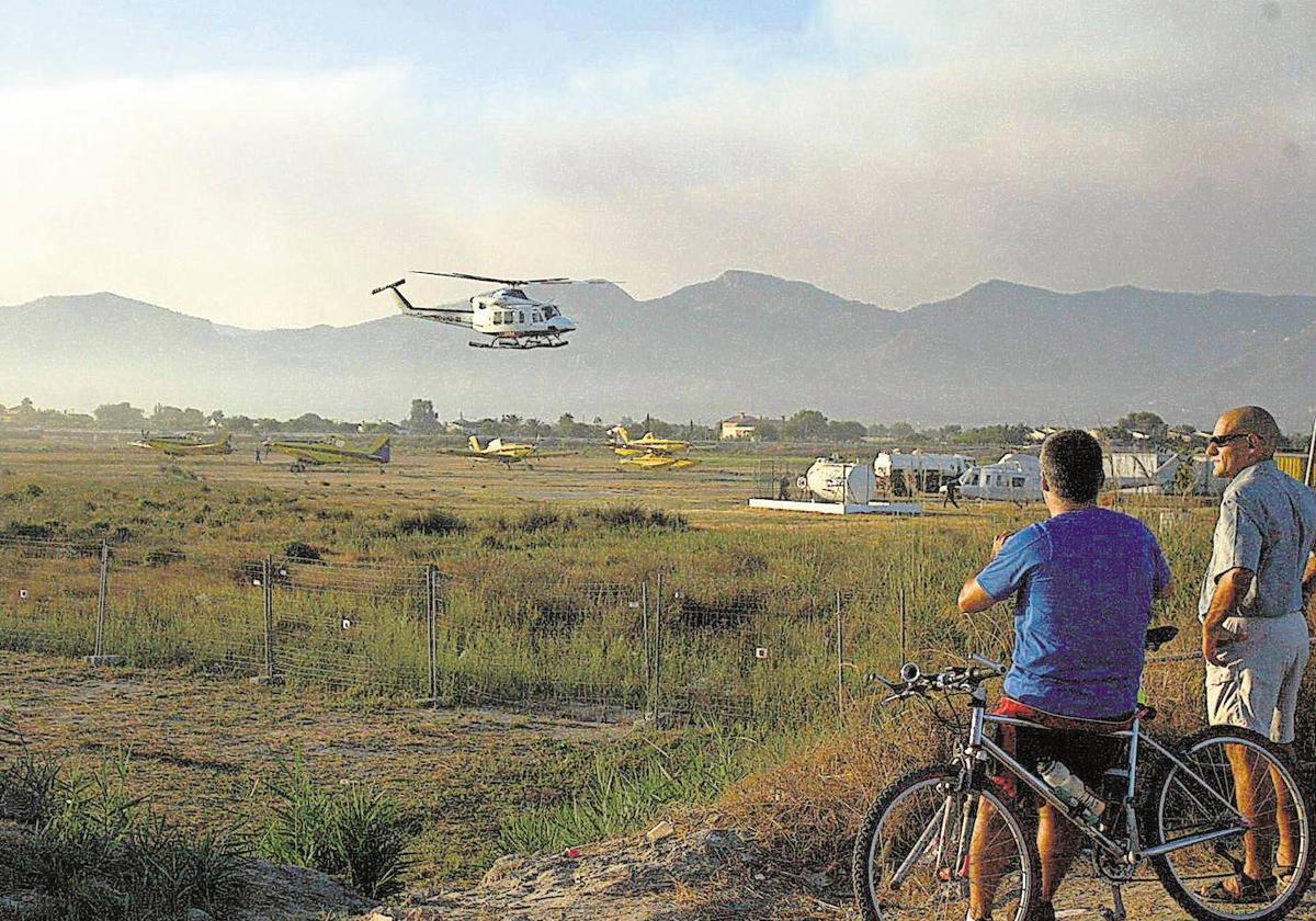 El Ayuntamiento liberará espacio en el Aeroclub para ampliar un nuevo párking frente a la playa del Gurugú 