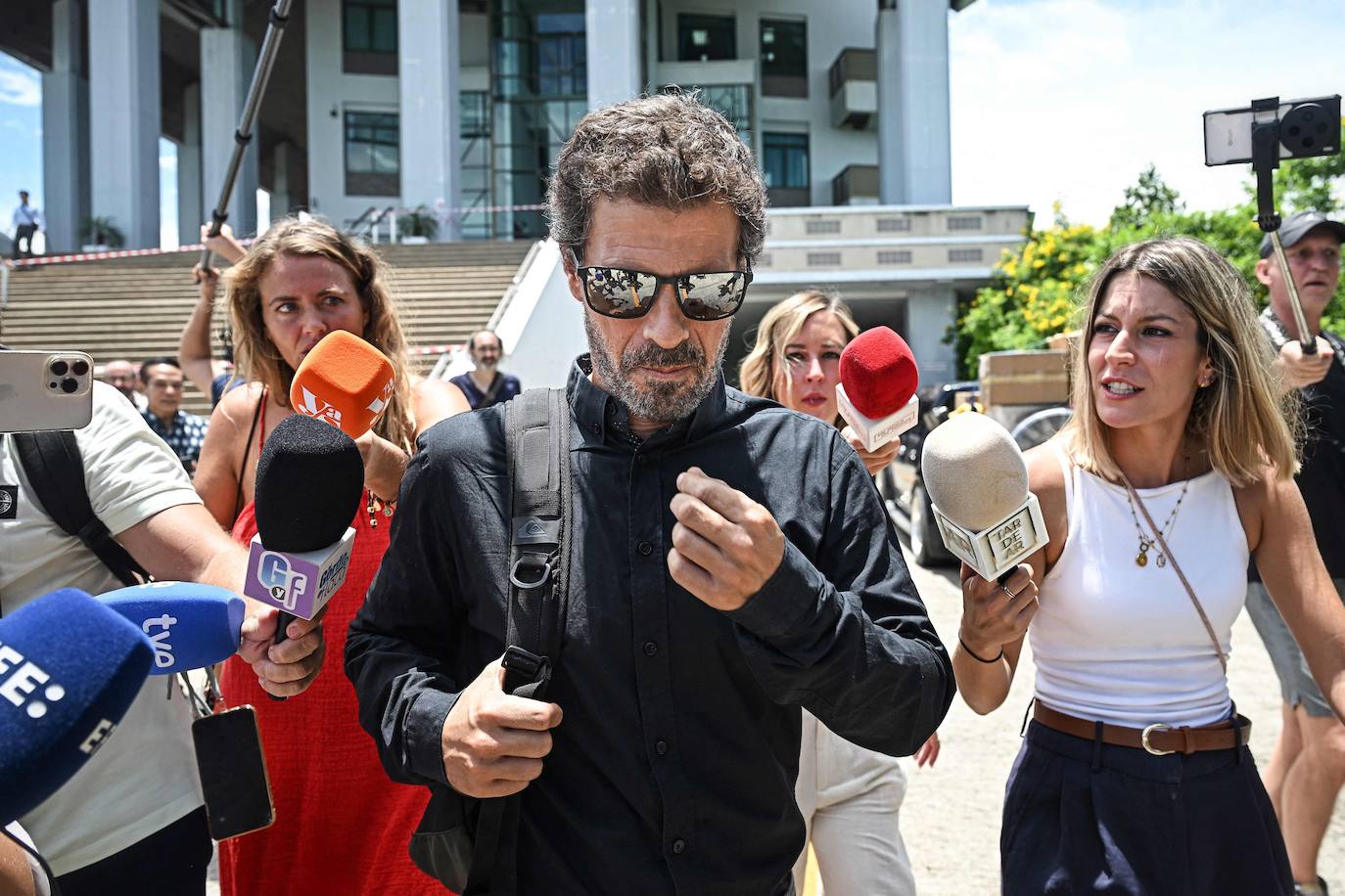 Fotos de la llegada de Silvia Bronchalo y Rodolfo Sancho a la lectura de la sentencia