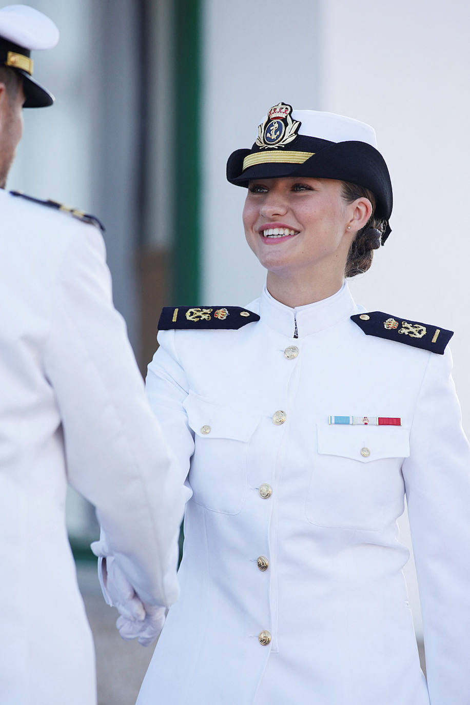 La princesa Leonor se estrena como guardiamarina en Pontevedra