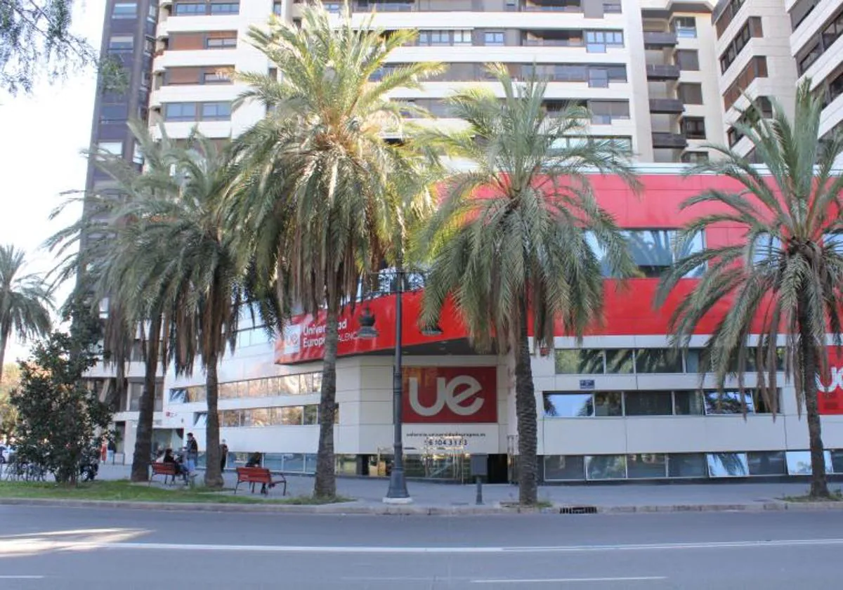 El Consell aprueba el cambio de nombre de una facultad de una universidad en Valencia 