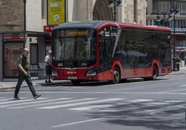 Autobús de la línea C1 Centre Historic de la EMT en Valencia.