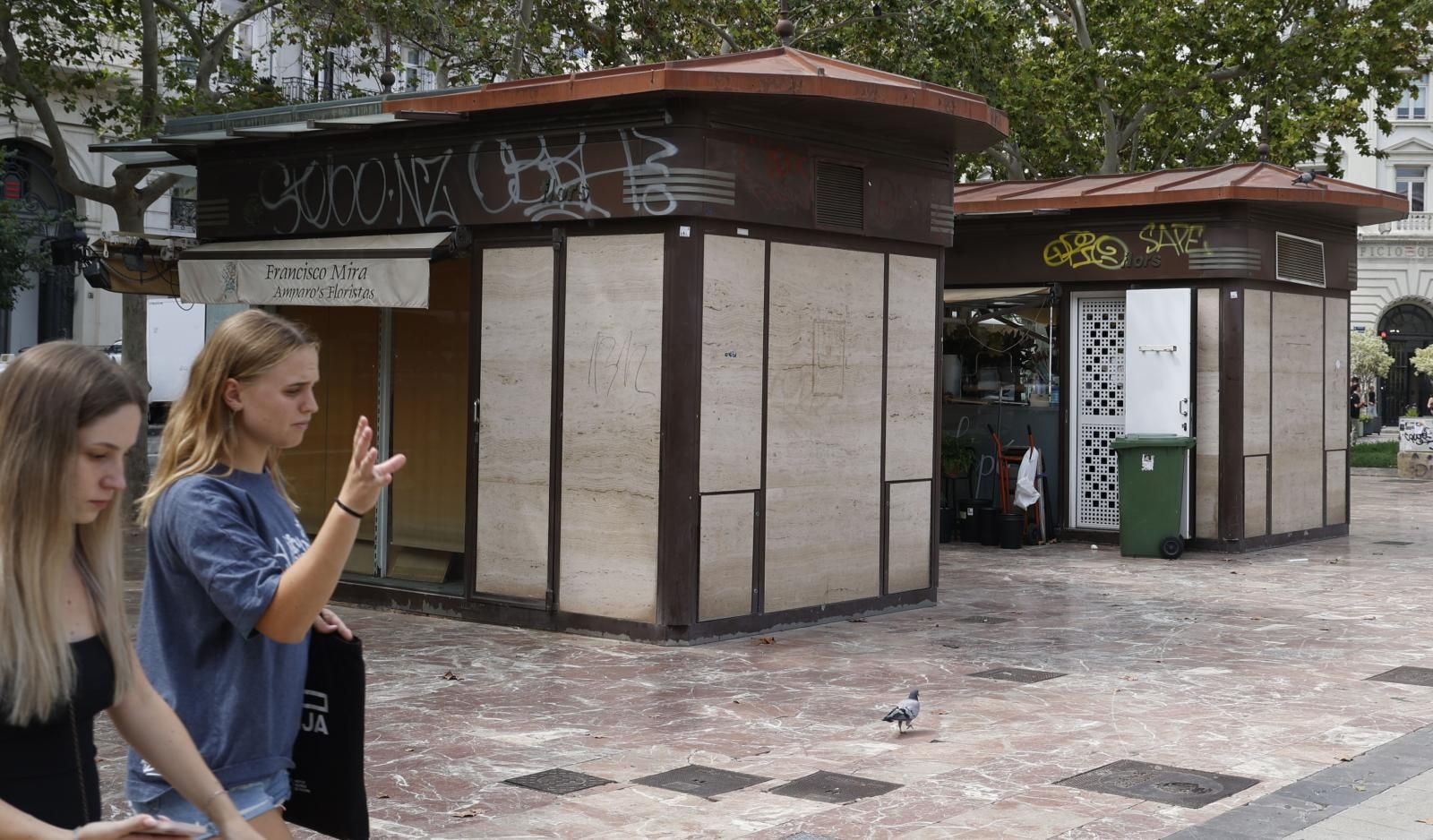 Graffitis y vandalismo en el centro histórico de Valencia