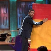 La primera autocensura de David Broncano en 'La Revuelta' y vacile a Pablo Motos