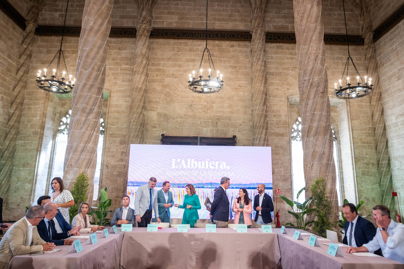 Fotos de la reunión de alcaldes para pedir que la Albufera sea Reserva de la Biosfera