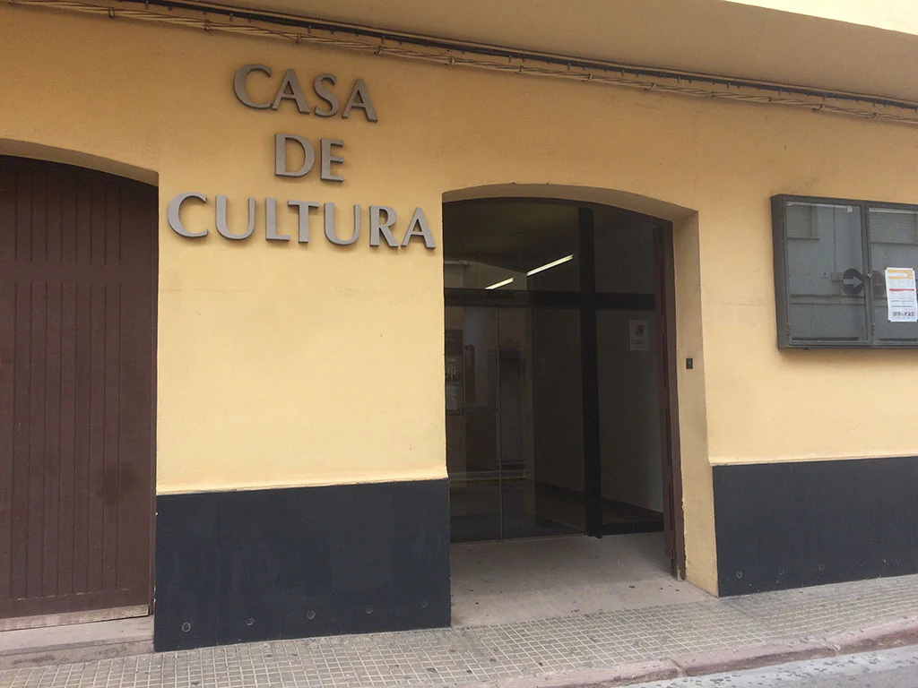 Denuncian discriminación cultural hacia el Puerto de Sagunto 