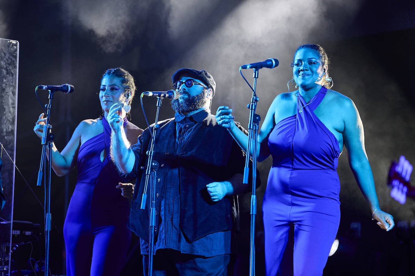 Raphael enamora a Valencia en otra &#039;gran noche&#039;