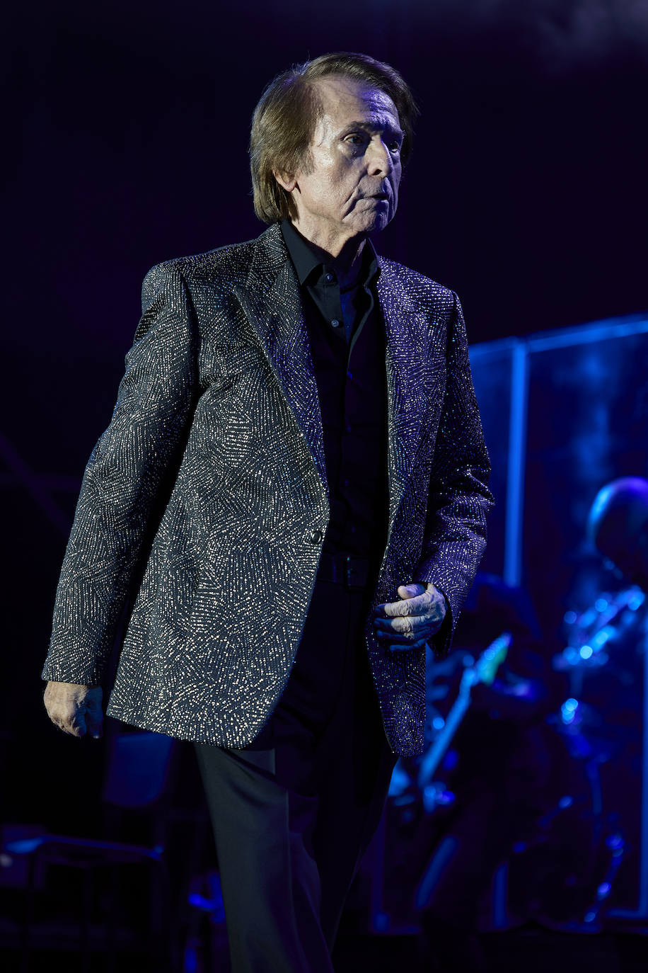 Raphael enamora a Valencia en otra &#039;gran noche&#039;