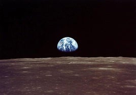 La Tierra, vista desde la Luna.