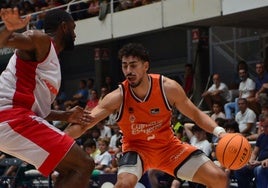 Josep Puerto, durante el partido frente al Monaco.