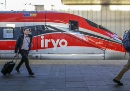 El primer Iryo que llegó a la estación Joaquín Sorolla de Valencia.