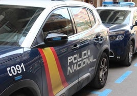 Coches de la Policía Nacional.