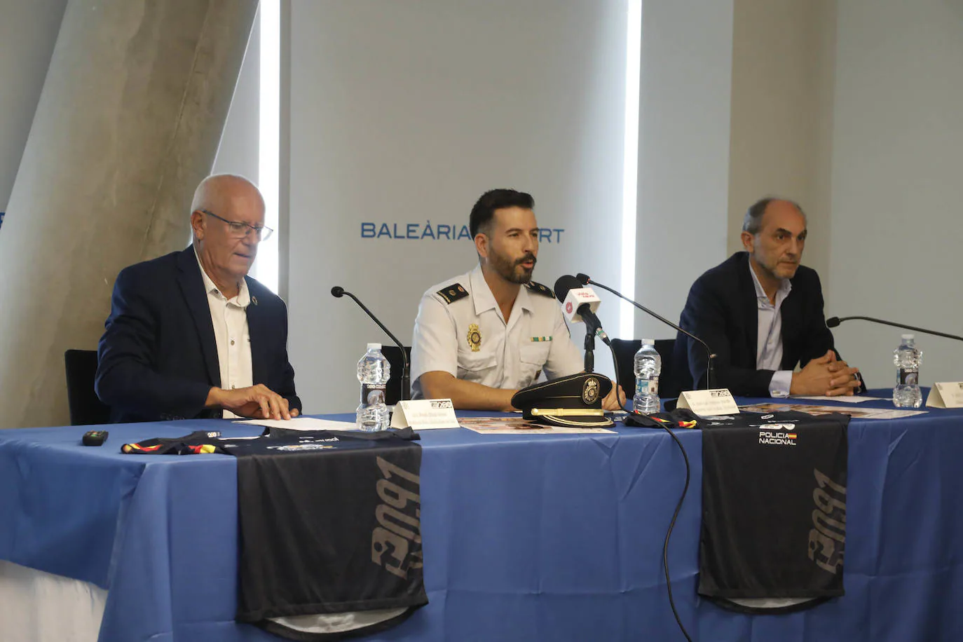 Vicent Grimalt, José Luis Fajardo y José Luis Fraile, en la presentación.