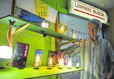 El precio de la luz se desploma este sábado con la nueva tarifa: las horas más baratas para encender los electrodomésticos