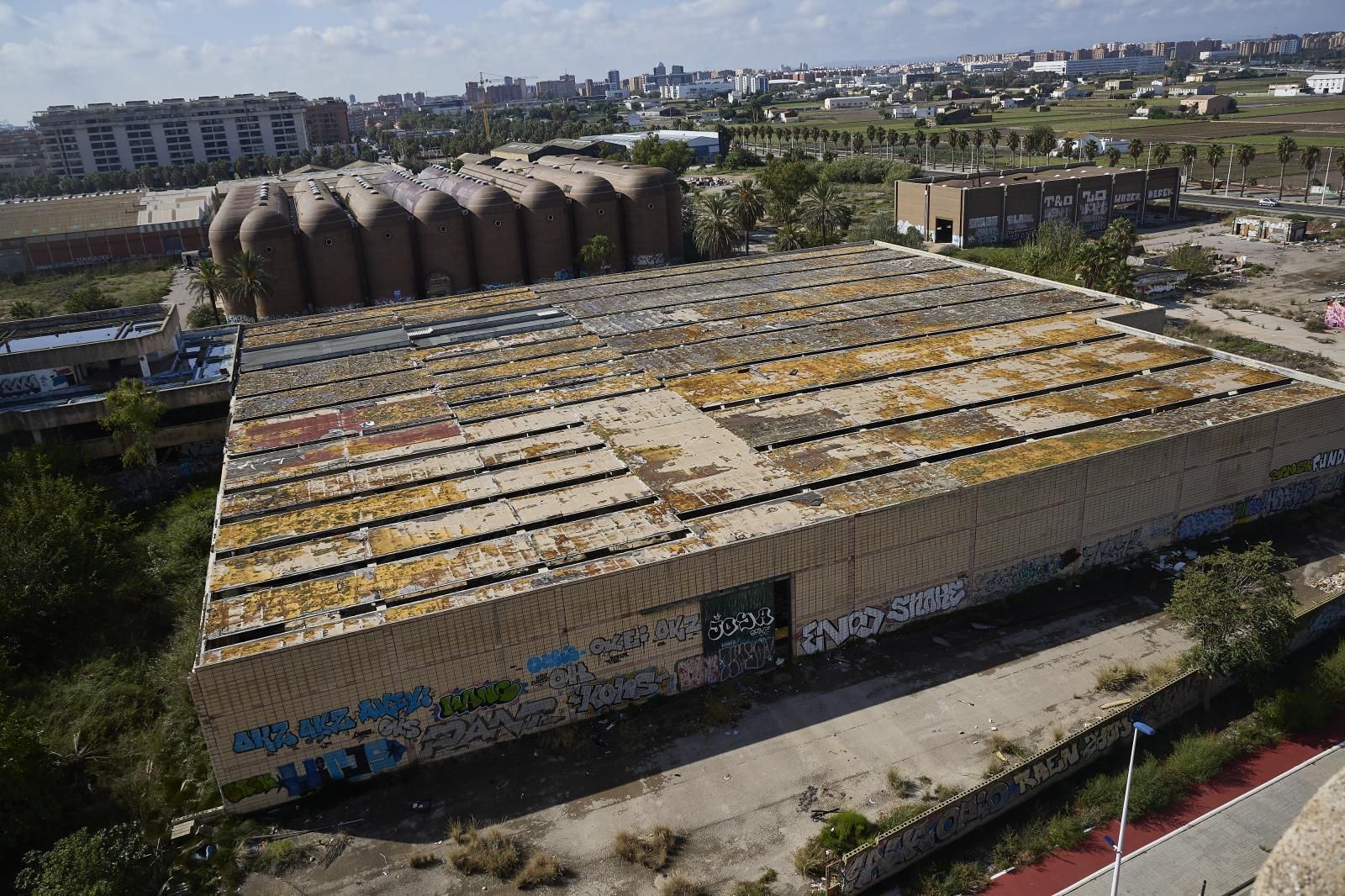 Así son las históricas bodegas Vinival