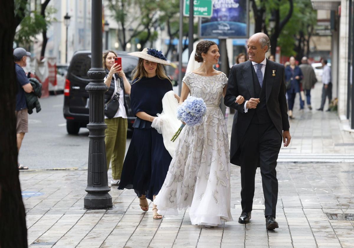 Todas las fotos de la boda de Isa Camps y Giovanni Bonavera