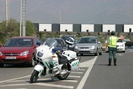 Entrada de coches a Benidorm. Imagen de archivo.