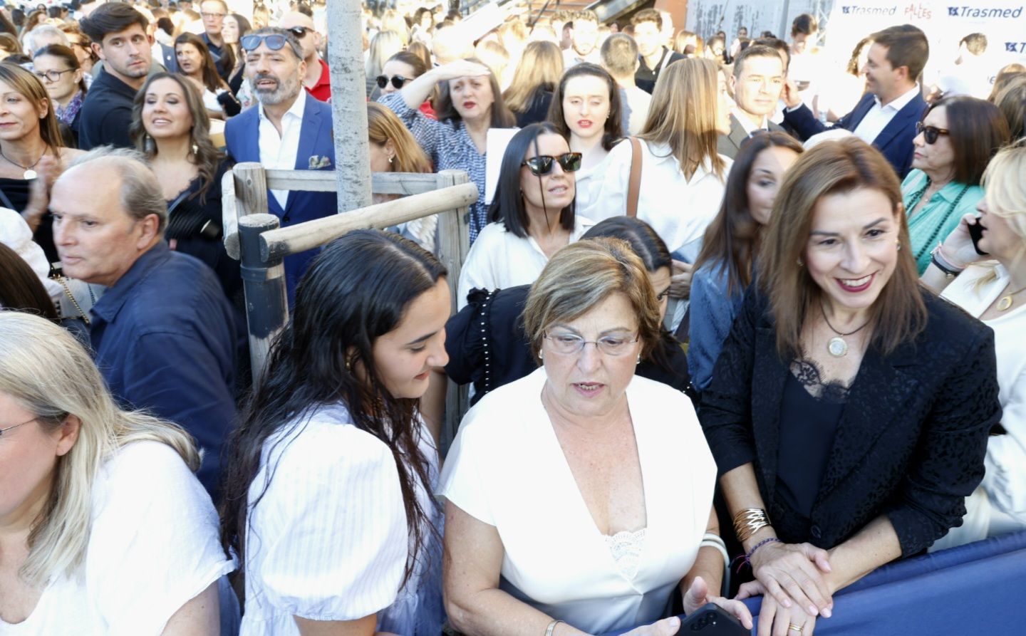 La gala de elección de las candidatas a fallera mayor de Valencia 2025 en imágenes