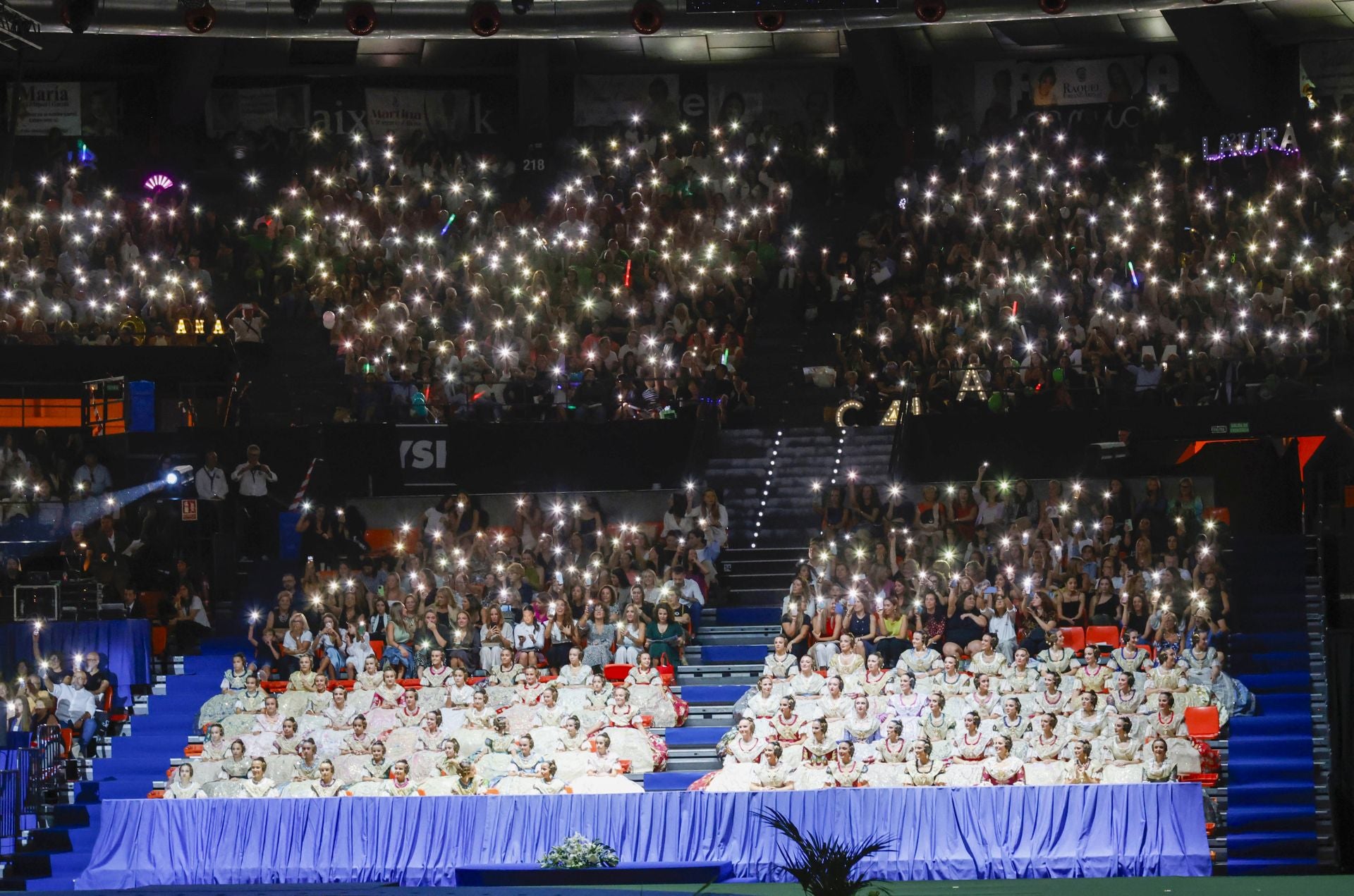 La gala de elección de las candidatas a fallera mayor de Valencia 2025 en imágenes