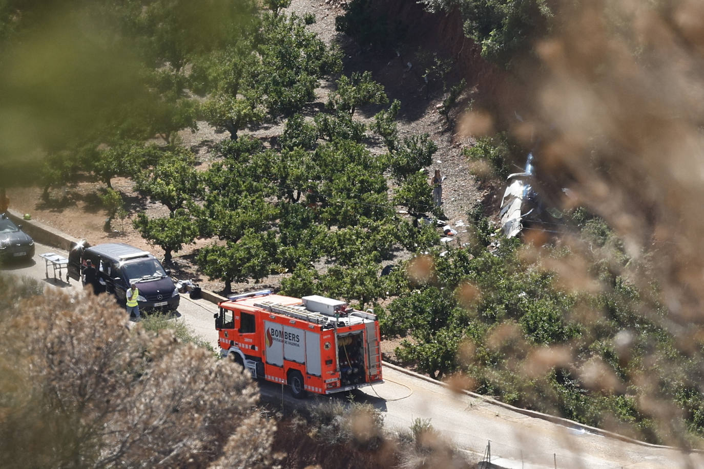 Tres muertos tras chocar un helicóptero con unos cables de alta tensión en el Monte Picayo