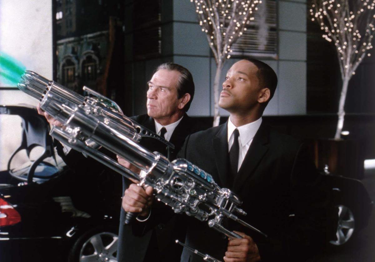 Tommy Lee Jones y Will Smith, en 'Men in black'.