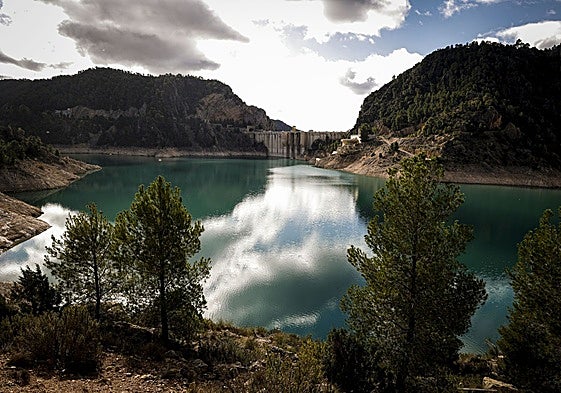 Embalse de contreras con baja capacidad, en una imagen de archivo.