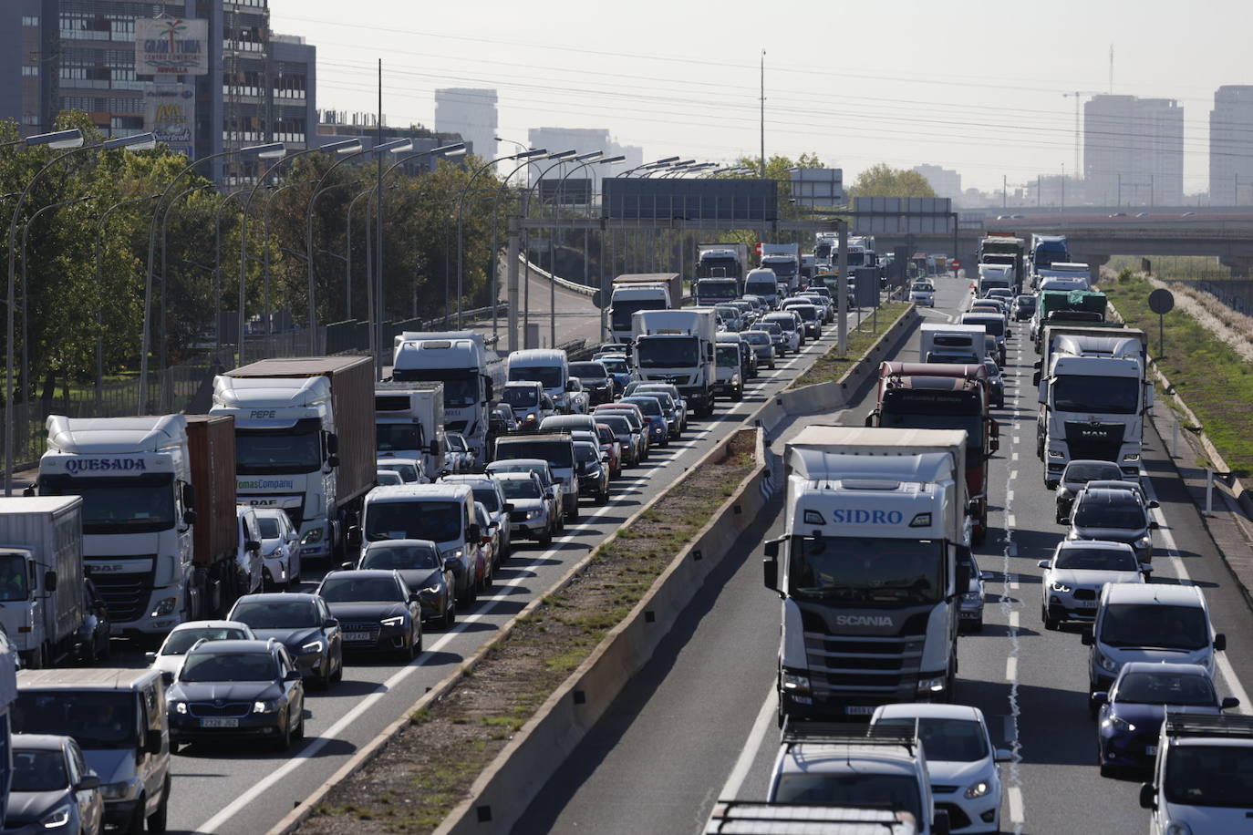 Fotos del atasco en las carreteras de Valencia