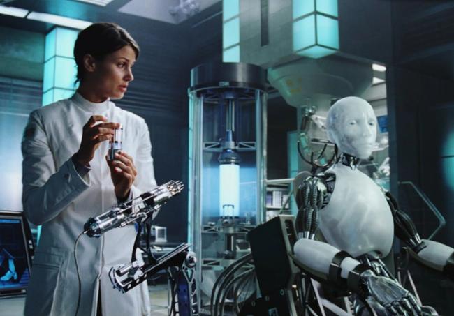 Bridget Moynahan en la película 'Yo, robot'.