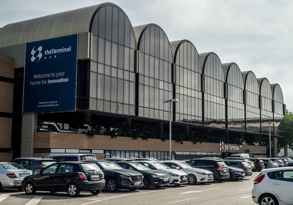 Imagen principal - Así son los primeros inquilinos de The Terminal, el nuevo centro de la Marina