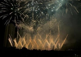 Castillo de fuegos artificiales en Valencia.